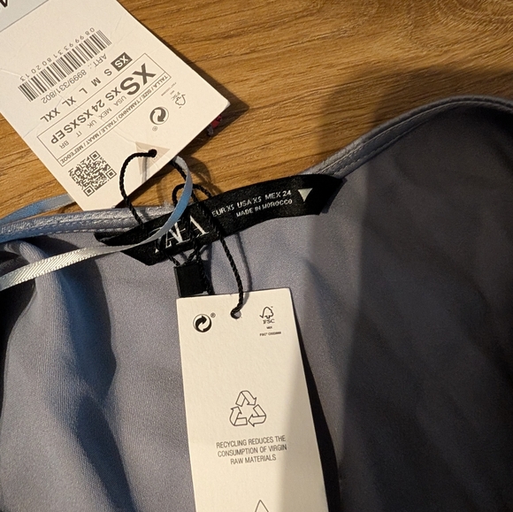 Zara Boat Neck Bodycon‎ Satin Dress - Picture 2 of 3